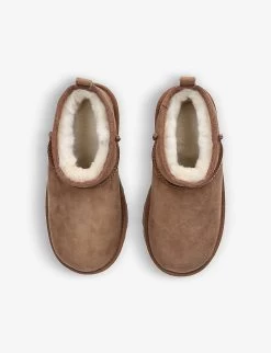 Ugg Classic Ultra Mini Sheepskin Ankle Boots 7-9 Years -Ugg R03955902 BROWN ALT01
