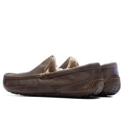 Ugg Ascot Slipper - Tan 8 Ugg Ascot Slipper - Tan -Ugg Ugg M Ascot Tan 1103889 TAN 11 21 22 Feature JM 3