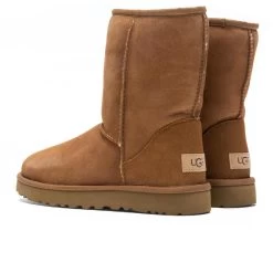 Ugg Women's Classic Short II Boot - Chestnut -Ugg ugg womens classic short ii boot chestnut 3